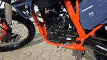 Pitbike Zuumav K5 PRO 250ccm 14,5kW, 21/18 světlo, el startér, sedlo 92cm, oranžový (10)