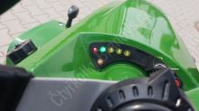 Dětský čtyřtaktní zahradní traktor s přívěsem 110ccm zelený (5)