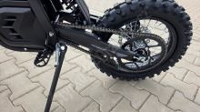 Elektrická motorka pitbike MRM PitVolt 6000W 72V, 17/14 Bat Li-Ion, sedlo 77cm, černá (10)