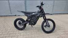 Elektrická motorka pitbike MRM PitVolt 6000W 72V, 17/14 Bat Li-Ion, sedlo 77cm, černá